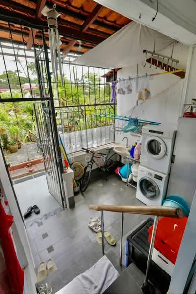 122 Hougang Avenue 1, 122 Hougang Avenue 1, 3 Bedrooms, 1,475 sqft, HDB Flat For Sale, by Veron Ng, 60243413 - PropertyGuru.com.sg