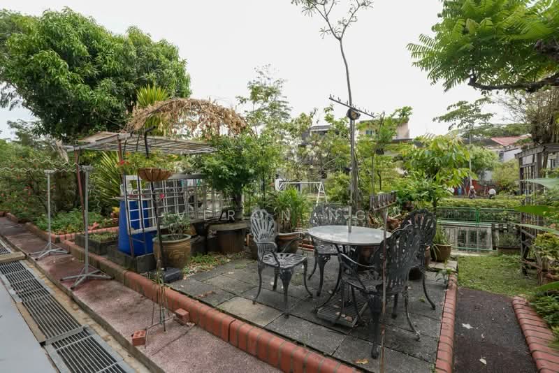 122 Hougang Avenue 1, 122 Hougang Avenue 1, 3 Bedrooms, 1,475 sqft, HDB Flat For Sale, by Veron Ng, 60243413 - PropertyGuru.com.sg