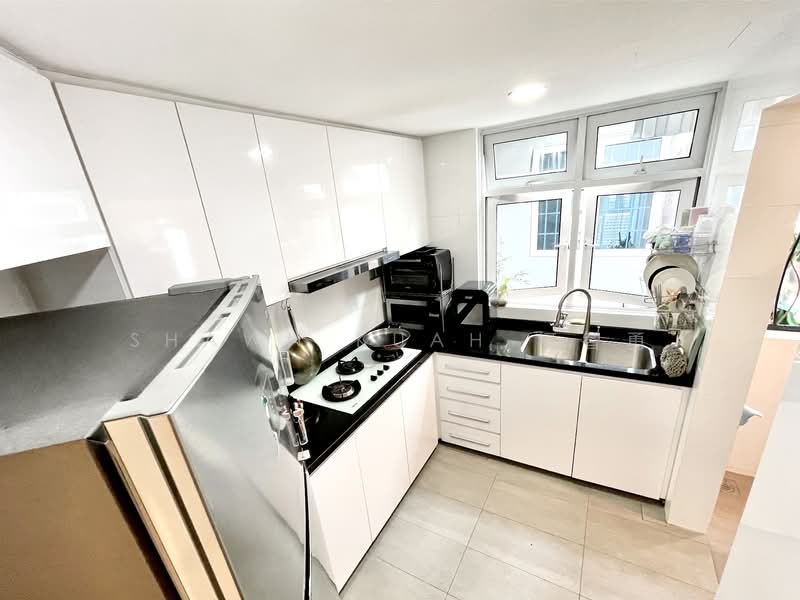 Breezy Mansions, 15 Sandilands Road, 3 Bedrooms, 1,055 sqft, Apartment For Sale, by Shawn Kuah 柯智勇, 60243522 - PropertyGuru.com.sg