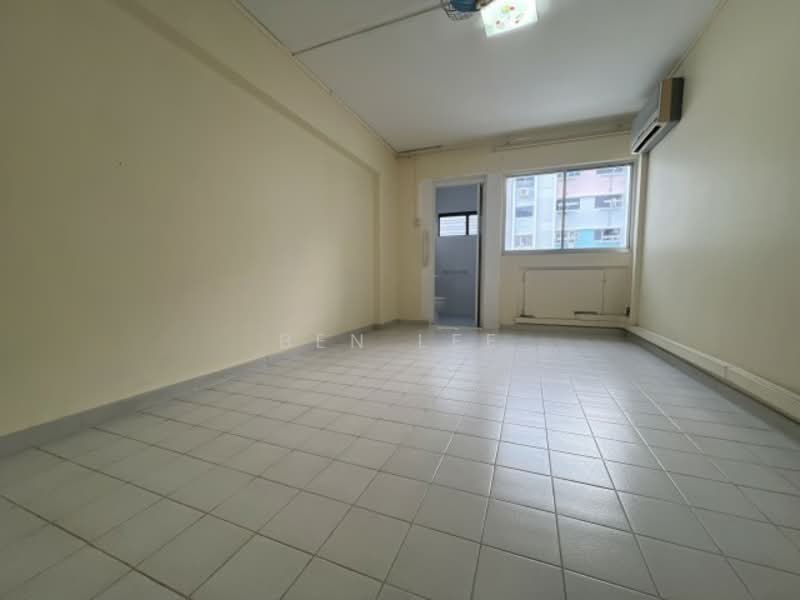 130 Yishun Street 11, 130 Yishun Street 11, 3 Bedrooms, 1,119 sqft, HDB Flat For Sale, by Ben Lee, 60243667 - PropertyGuru.com.sg