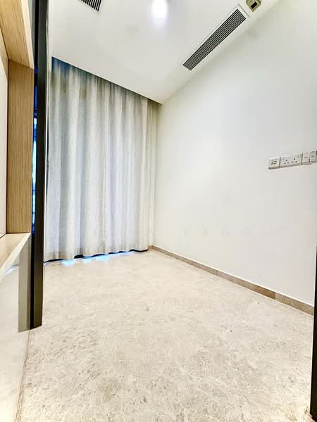 Cairnhill Nine, 9 Cairnhill Road, 2 Bedrooms, 1,044 sqft, Condominium For Sale, by Silvia Yang, 60243693 - PropertyGuru.com.sg