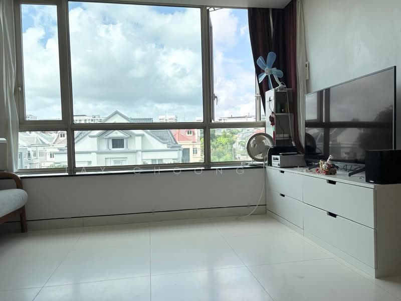 Fontaine Parry, 81 Poh Huat Road, 2 Bedrooms, 850 sqft, Condominium For Sale, by Jay Choong 钟志杰, 60243711 - PropertyGuru.com.sg