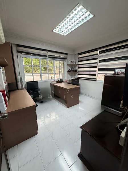 Springleaf Semi-D Generous Squarish Plot, Springleaf, 7 Bedrooms, 3,600 sqft, Semi-Detached House For Sale, by Lee Kim Wah 李锦华 (Kim), 60243715 - Study - PropertyGuru.com.sg