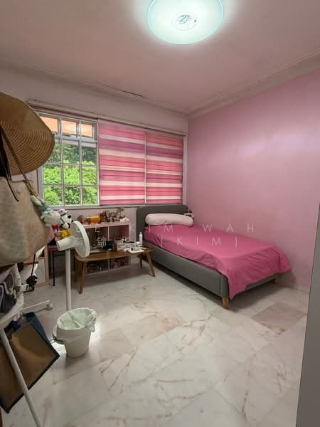 Springleaf Semi-D Generous Squarish Plot, Springleaf, 7 Bedrooms, 3,600 sqft, Semi-Detached House For Sale, by Lee Kim Wah 李锦华 (Kim), 60243715 - Bedroom - PropertyGuru.com.sg