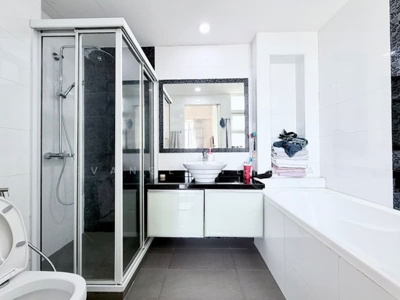 Summerhill, 50 Hume Avenue, 3 Bedrooms, 1,389 sqft, Condominium For Sale, by Evangeline Dua, 60243752 - PropertyGuru.com.sg