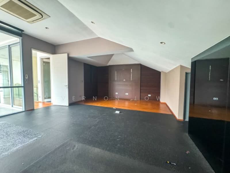 Island Park, , 7 Bedrooms, 6,641 sqft, Semi-Detached House For Rent, by Vernon Low, 60243778 - PropertyGuru.com.sg