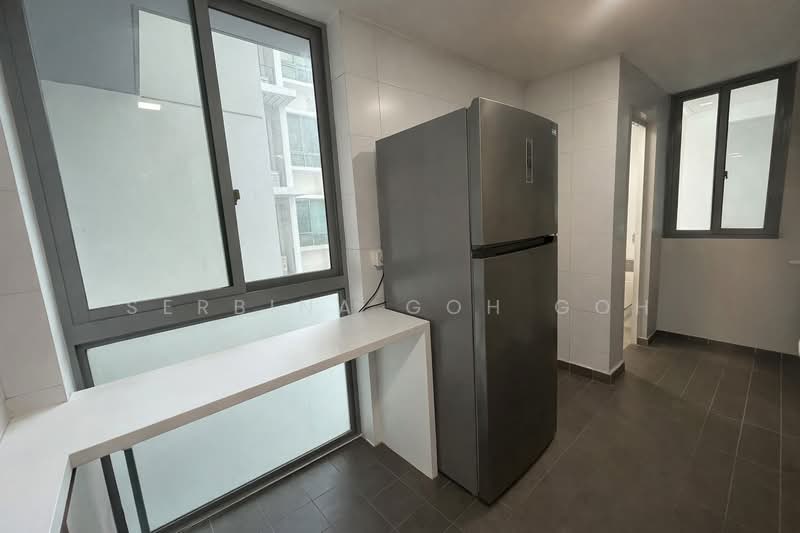 Double Bay Residences, 19C Simei Street 4, 3 Bedrooms, 1,367 sqft, Condominium For Sale, by Serbina Goh Goh, 60243821 - Kitchen - PropertyGuru.com.sg