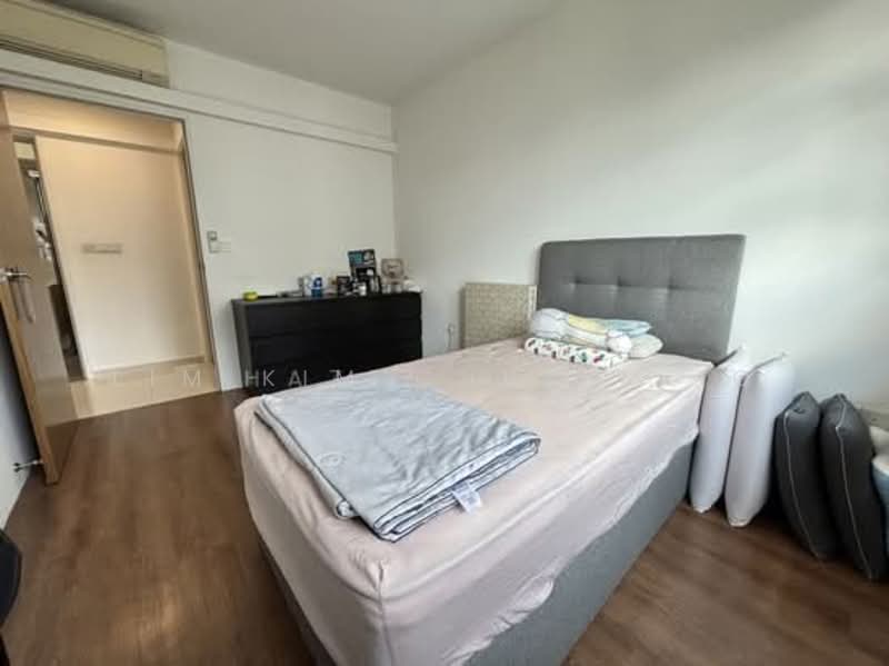 451A Sengkang West Way, 451A Sengkang West Way, 3 Bedrooms, 1,195 sqft, HDB Flat For Sale, by Lim Kim Chua Eric, 60243887 - Bedroom - PropertyGuru.com.sg