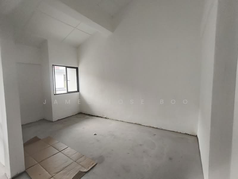 Ang Mo Kio central level 2 shop | Near carpark | Sublease, 726 ang mo kio ave 6, 750 sqft, Shop / Shophouse For Rent, by James Jose Boo, 60243913 - Interior - CommercialGuru.com.sg