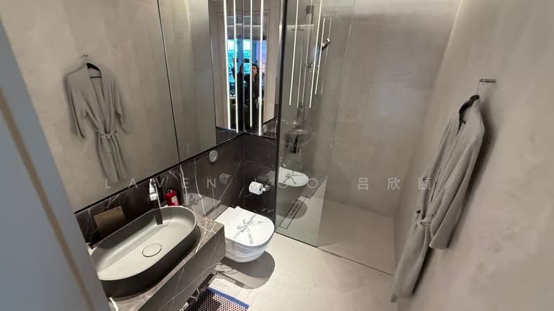 W Residences Marina View - Singapore, 22 Marina View, 3 Bedrooms, 1,249 sqft, Condominium For Sale, by Laven Loo 吕欣颐, 60243937 - PropertyGuru.com.sg