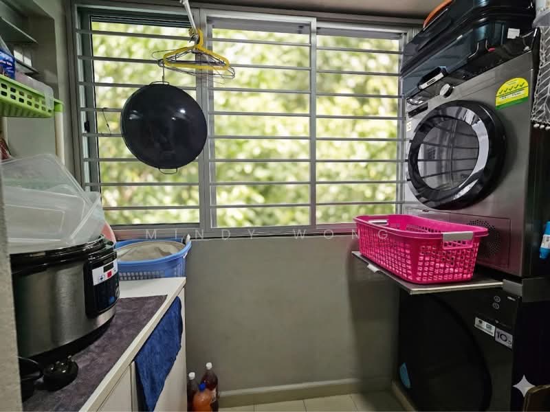 445 Yishun Avenue 11, 445 Yishun Avenue 11, 3 Bedrooms, 990 sqft, HDB Flat For Sale, by Mindy Wong, 60243948 - PropertyGuru.com.sg