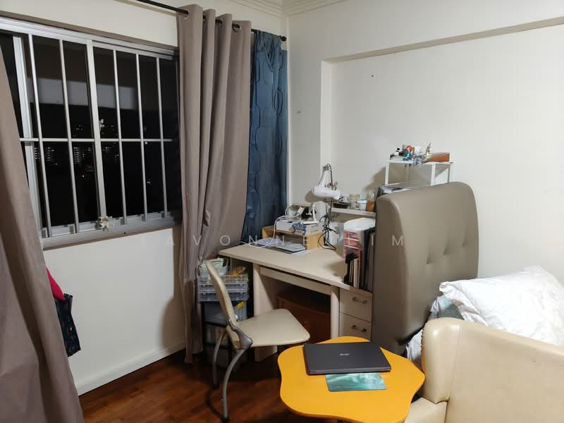 105 Bukit Batok Central, 105 Bukit Batok Central, Room Rental, 200 sqft, HDB Flat For Rent, by Lavonne Lim, 60243966 - PropertyGuru.com.sg