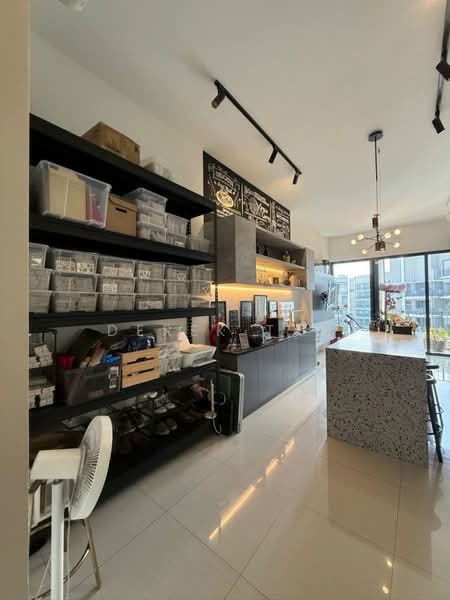 Boathouse Residences, 23 Upper Serangoon View, 2 Bedrooms, 732 sqft, Condominium For Sale, by Derek Tan, 60243970 - PropertyGuru.com.sg