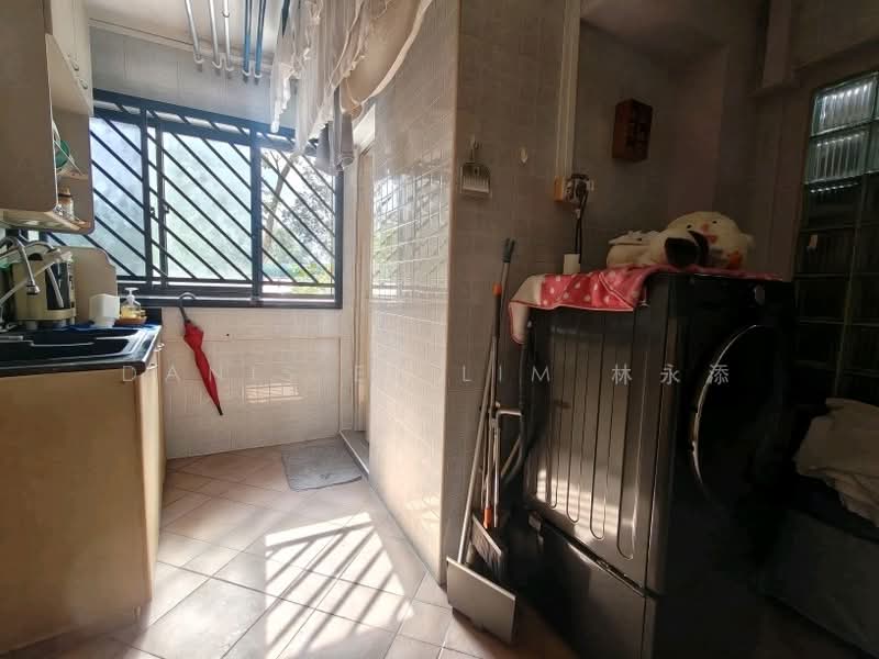 240 Lorong 1 Toa Payoh, 240 Lorong 1 Toa Payoh, 4 Bedrooms, 1,572 sqft, HDB Flat For Sale, by Danis ET Lim 林永添, 60243979 - PropertyGuru.com.sg