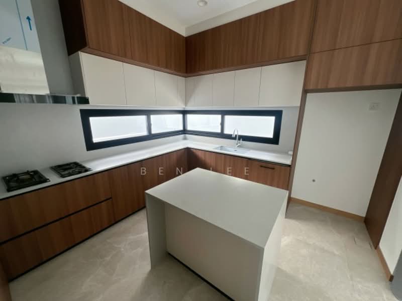 Sian tuan ave brand new bungalow with lift-pool 11562sqft six bedroom ensuite bathroom, sian tuan avenue, 6 Bedrooms, 11,562 sqft, Bungalow House For Sale, by Ben Lee, 60244019 - PropertyGuru.com.sg