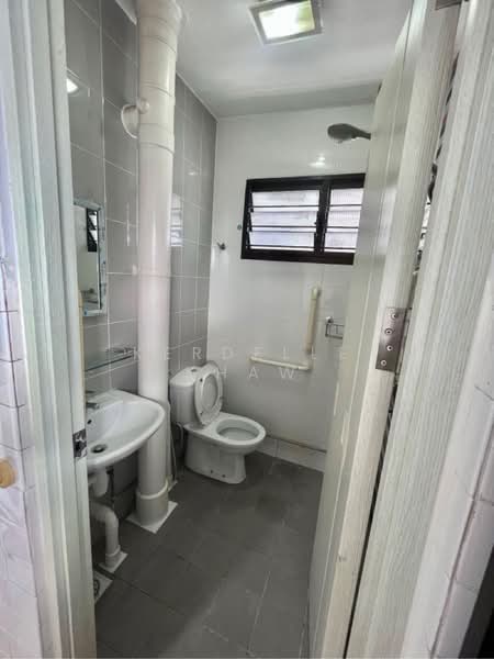 135 Bedok North Street 2, 135 Bedok North Street 2, 4 Bedrooms, 1,603 sqft, HDB Flat For Sale, by Kerdelle Khaw, 60244078 - PropertyGuru.com.sg