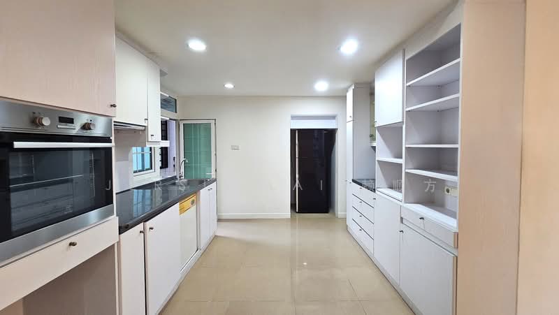Marymount View, 11 Pemimpin Drive, 3 Bedrooms, 1,259 sqft, Condominium For Rent, by Jersie Lai 赖顺方, 60244122 - Kitchen - PropertyGuru.com.sg