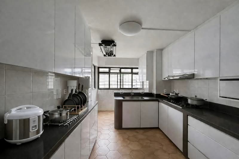 310 Clementi Avenue 4, 310 Clementi Avenue 4, 3 Bedrooms, 990 sqft, HDB Flat For Sale, by Leonard Chen, 60244131 - PropertyGuru.com.sg