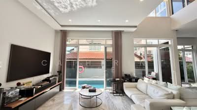 For Sale - ★Eminence Landed★3.5 Storey Semi-D with Lift, Pool, 1km Tao Nan