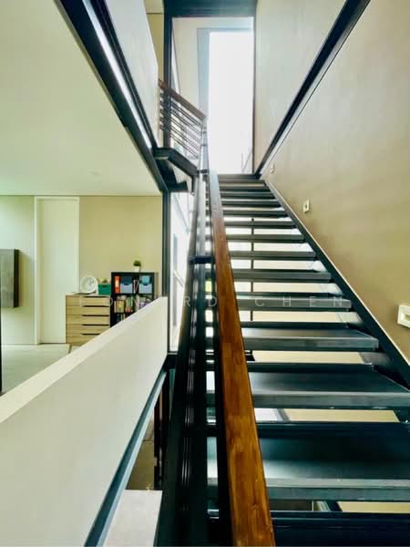 Grove Drive, Grove Drive, 6 Bedrooms, 5,680 sqft, Corner Terrace For Sale, by Leonard Chen, 60244177 - PropertyGuru.com.sg