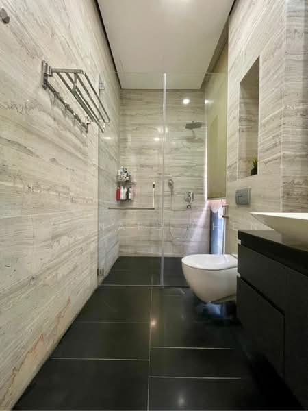 Grove Drive, Grove Drive, 6 Bedrooms, 5,680 sqft, Corner Terrace For Sale, by Leonard Chen, 60244177 - PropertyGuru.com.sg