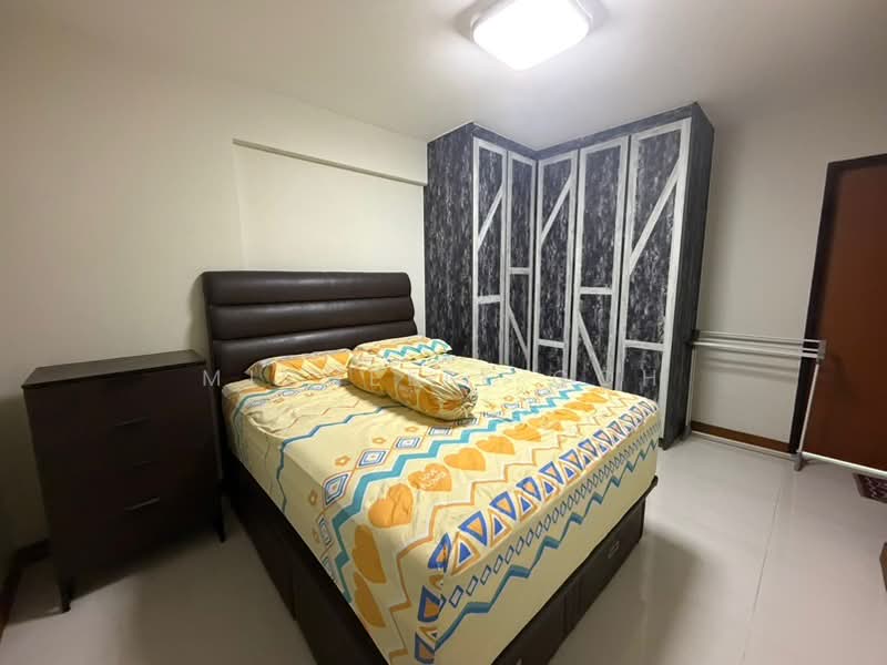 817A Keat Hong Link, 817A Keat Hong Link, 3 Bedrooms, 990 sqft, HDB Flat For Sale, by Michelle Goh, 60244359 - PropertyGuru.com.sg