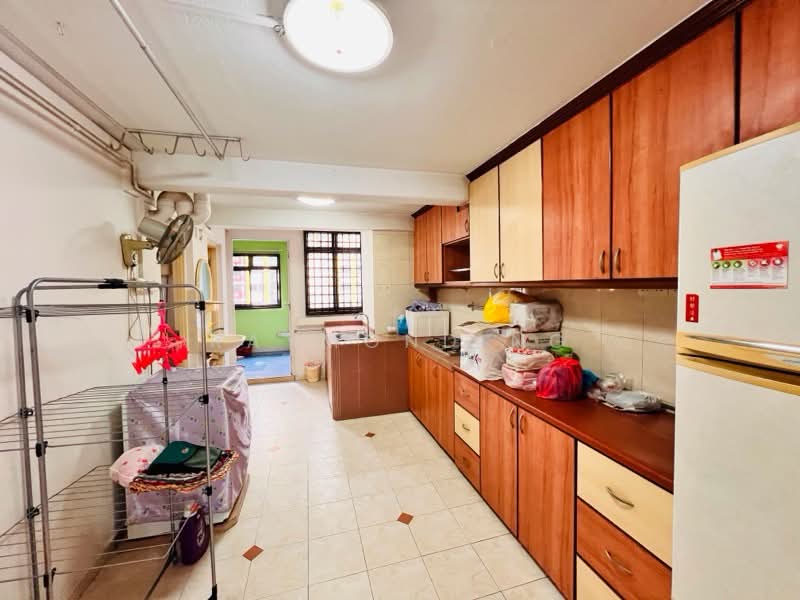 126 Lorong 1 Toa Payoh, 126 Lorong 1 Toa Payoh, 2 Bedrooms, 721 sqft, HDB Flat For Sale, by Raymond Ng, 60244364 - PropertyGuru.com.sg