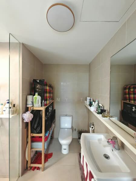 Miltonia Residences, 546 Miltonia Close, 2 Bedrooms, 840 sqft, Condominium For Sale, by Kenny Toh, 60244500 - PropertyGuru.com.sg