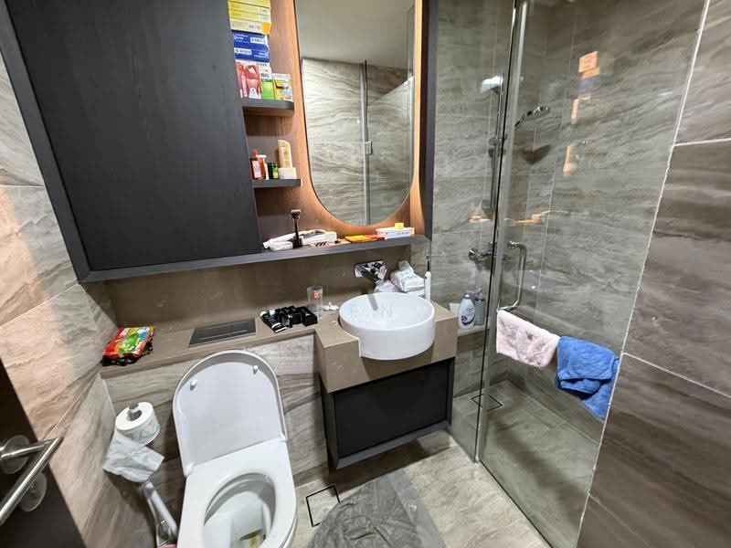 Neu at Novena, 27 Moulmein Rise, Newton / Novena, 2 Bedrooms, 570 sqft, Condominium For Sale, by Ben Lee, 60244508 - Bathroom - PropertyGuru.com.sg