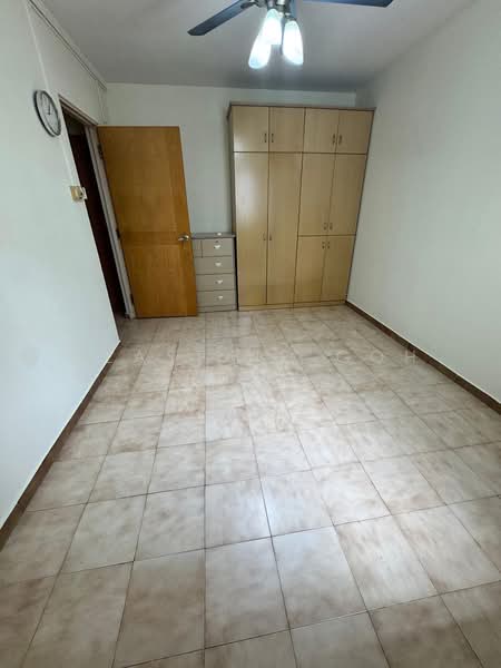 118 Pending Road, 118 Pending Road, Room Rental, 120 sqft, HDB Flat For Rent, by Alastair Goh 吴利汶, 60244532 - PropertyGuru.com.sg