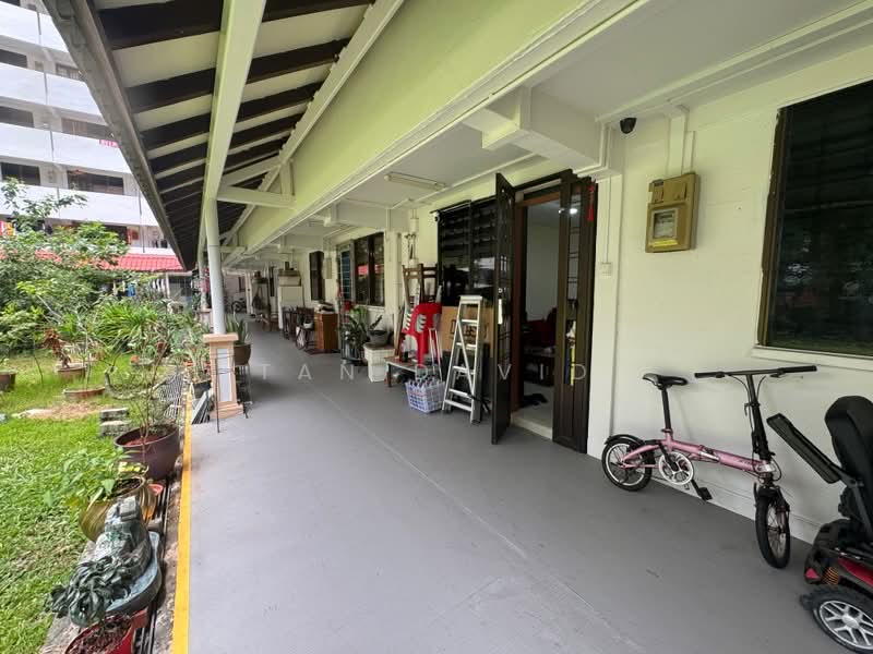 25 Toa Payoh East, 25 Toa Payoh East, Room Rental, 721 sqft, HDB Flat For Rent, by Tan David, 60244624 - PropertyGuru.com.sg