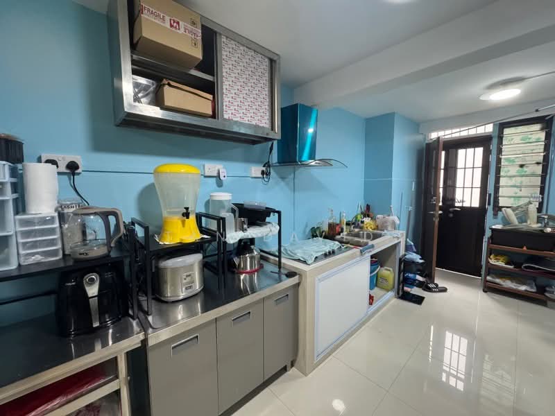 25 Toa Payoh East, 25 Toa Payoh East, Room Rental, 721 sqft, HDB Flat For Rent, by Tan David, 60244624 - PropertyGuru.com.sg