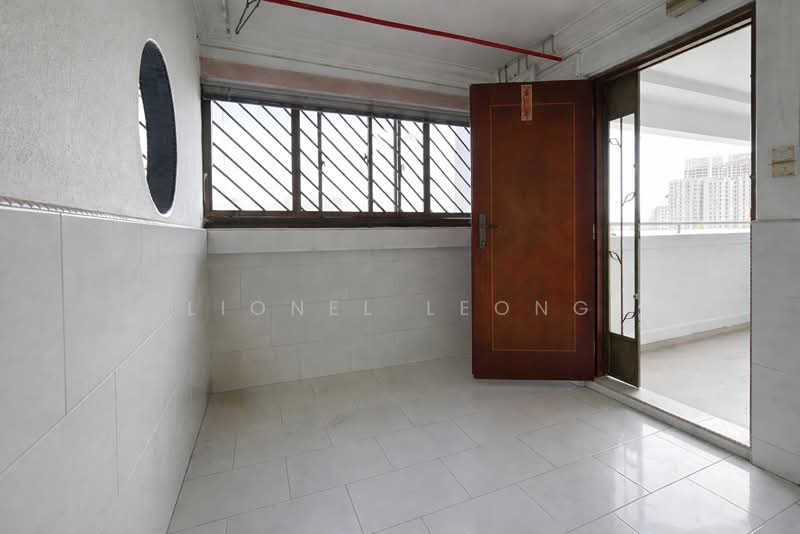 For Sale - 350 Woodlands Avenue 3