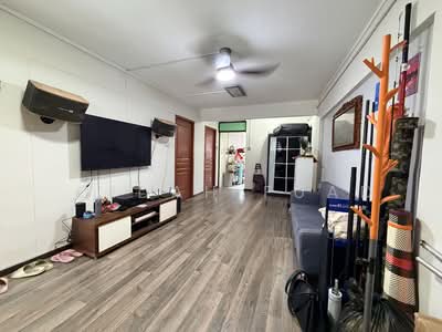 For Sale - 247 Jurong East Street 24