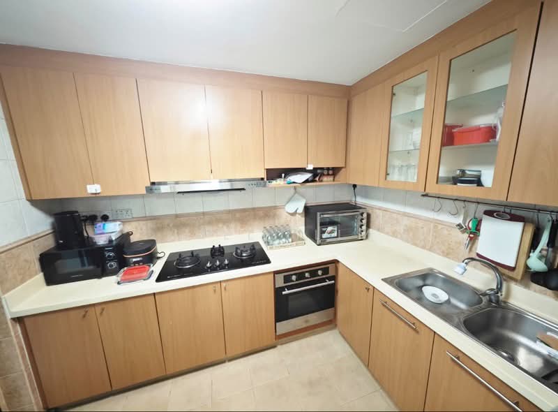 East Meadows, 32 Tanah Merah Kechil Road, Room Rental, 200 sqft, Condominium For Rent, by Joell Lim, 60244766 - PropertyGuru.com.sg