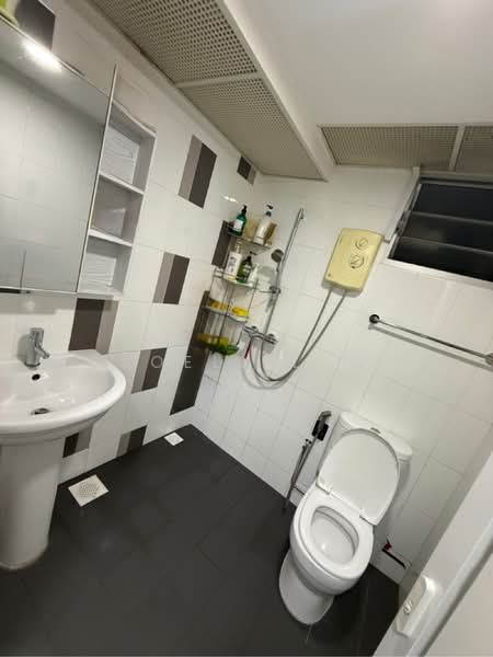 469A Sengkang West Way, 472C Fernvale Street, Room Rental, 150 sqft, HDB Flat For Rent, by Joell Lim, 60244778 - PropertyGuru.com.sg