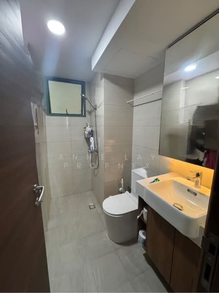 Palm Gardens, 2E Hong San Walk, 3 Bedrooms, 1,206 sqft, Condominium For Sale, by Anne Lay propnex, 60244822 - PropertyGuru.com.sg