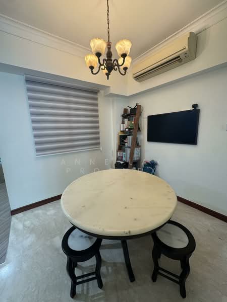 Palm Gardens, 2E Hong San Walk, 3 Bedrooms, 1,206 sqft, Condominium For Sale, by Anne Lay propnex, 60244822 - Dining Room - PropertyGuru.com.sg