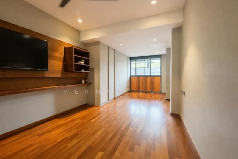 Island Park, , 7 Bedrooms, 6,641 sqft, Semi-Detached House For Rent, by Vernon Low, 60244823 - Guest Room - PropertyGuru.com.sg