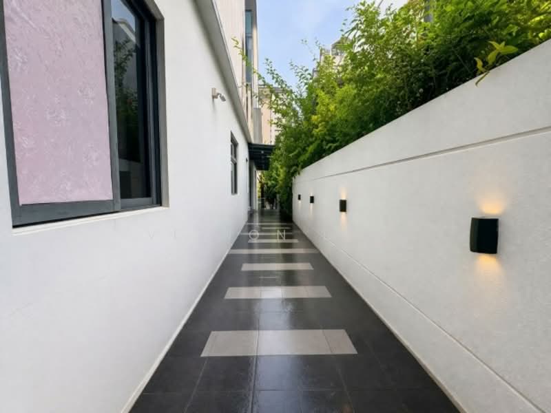 Island Park, , 7 Bedrooms, 6,641 sqft, Semi-Detached House For Rent, by Vernon Low, 60244823 - PropertyGuru.com.sg