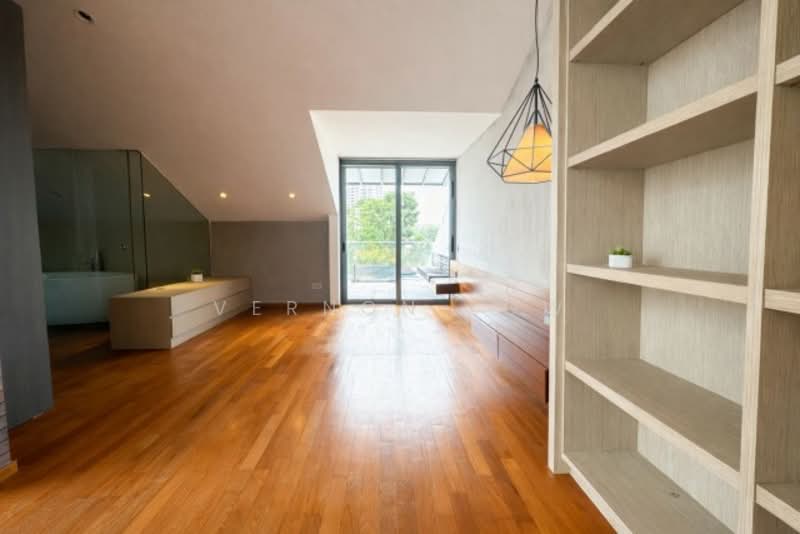 Island Park, , 7 Bedrooms, 6,641 sqft, Semi-Detached House For Rent, by Vernon Low, 60244823 - PropertyGuru.com.sg