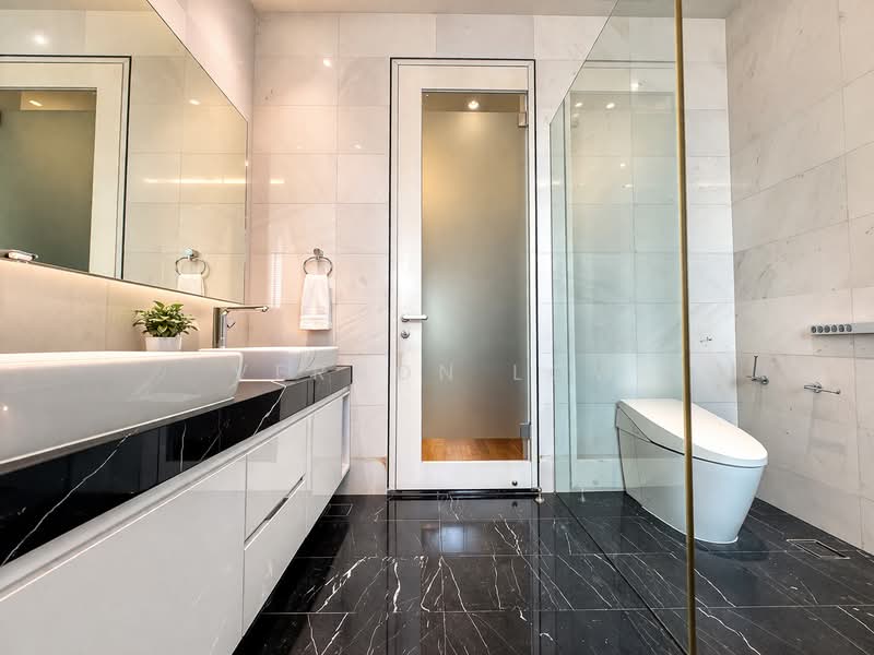 Island Park, , 7 Bedrooms, 6,641 sqft, Semi-Detached House For Rent, by Vernon Low, 60244823 - Bathroom - PropertyGuru.com.sg