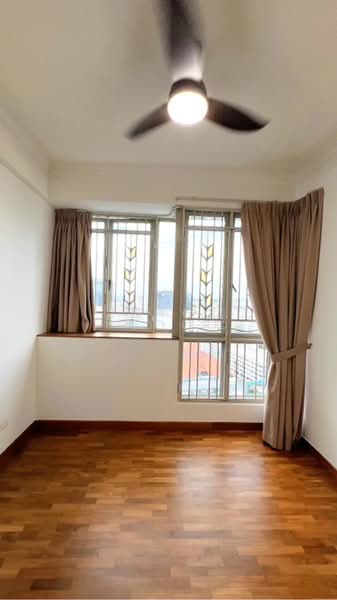 Rosewood, 5 Rosewood Drive, 3 Bedrooms, 1,184 sqft, Condominium For Sale, by Joyce Foo, 60244835 - PropertyGuru.com.sg