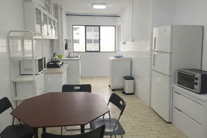 330 Jurong East Avenue 1, 330 Jurong East Avenue 1, 2 Bedrooms, 796 sqft, HDB Flat For Rent, by Laven Loo 吕欣颐, 60244940 - PropertyGuru.com.sg