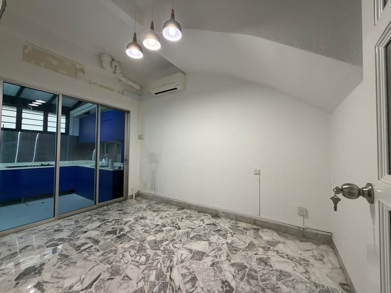 PANG SENG ROAD, PANG SENG ROAD, 4 Bedrooms, 1,980 sqft, Terraced House For Sale, by Titi Chen, 60244942 - PropertyGuru.com.sg