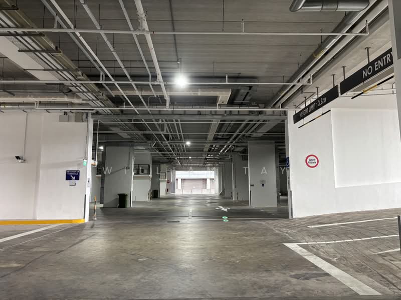 Food Vision @ Mandai, 21 Mandai Estate, 3,400 sqft, Factory / Workshop (B2) For Rent, by William Tay, 60245045 - Car Park - CommercialGuru.com.sg