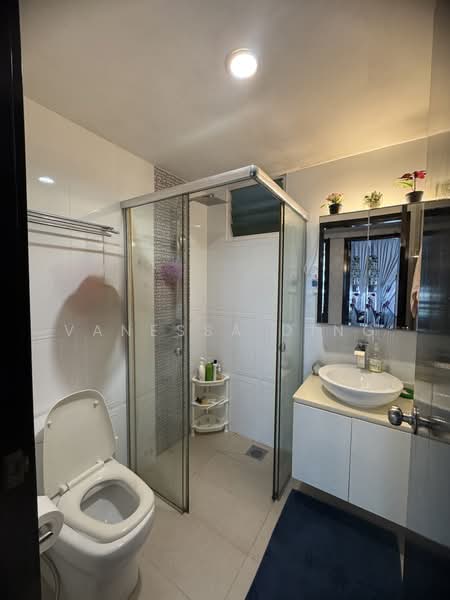 Park Green, 12 Rivervale Link, 3 Bedrooms, 1,350 sqft, Condominium For Rent, by Vanessa Ding, 60245112 - PropertyGuru.com.sg