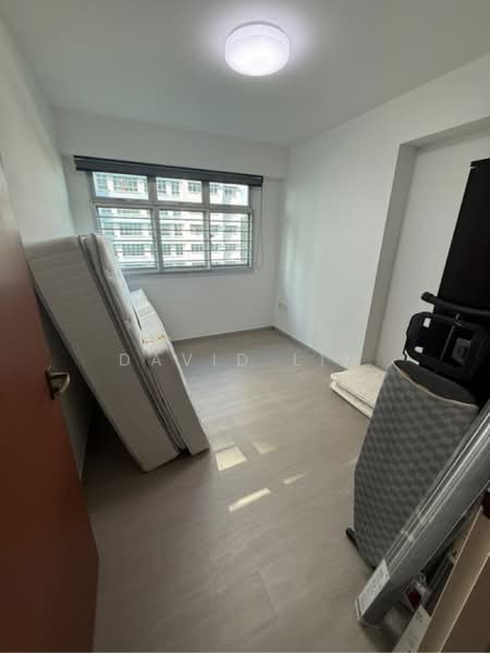 For Rent - 166A Yung Kuang Court