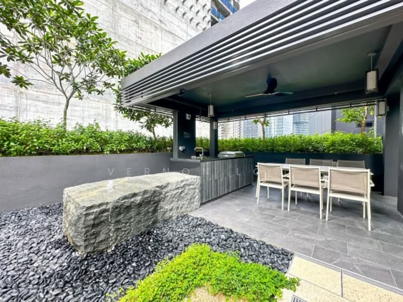 Midtown Bay, 122 Beach Road, 1 Bedroom, 409 sqft, Condominium For Sale, by Vernon Low, 60245196 - PropertyGuru.com.sg