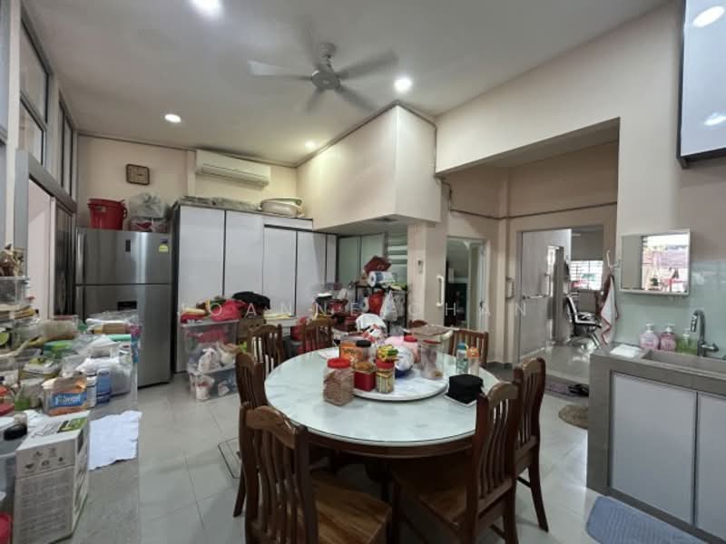Eminence Landed Reno Two Sty Terrace Opera Estate Siglap, , 4 Bedrooms, 1,750 sqft, Terraced House For Sale, by Joanne Chan, 60245245 - PropertyGuru.com.sg